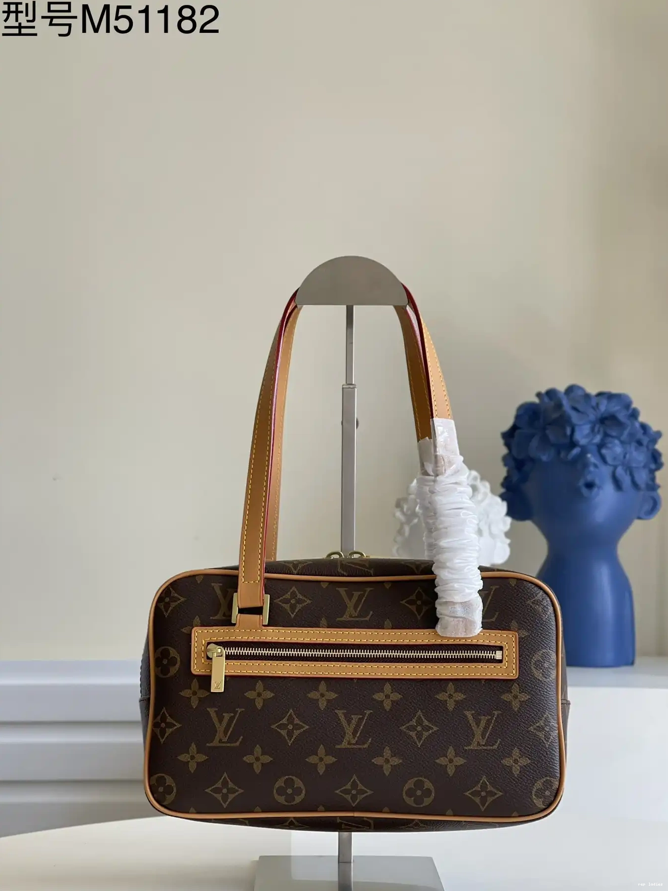 Cheap VUITTON CITE LOUIS 0523